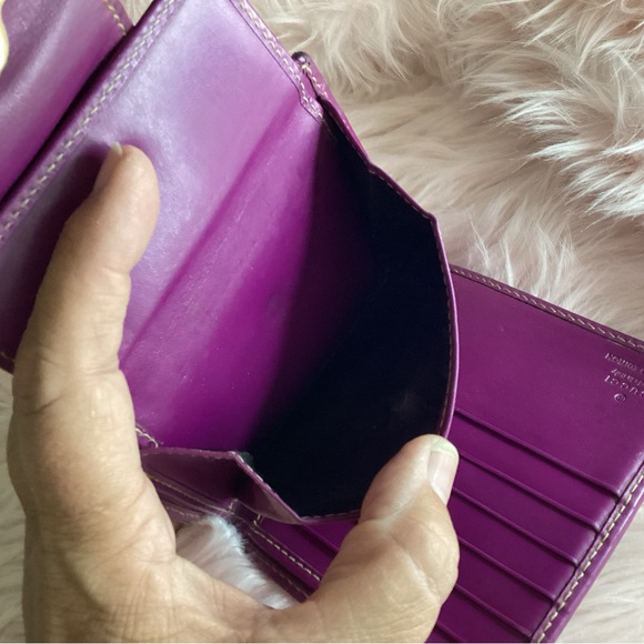 GUCCI with RARE purple striped snappy monogram bifold wallet EUC - Picture 9 of 13